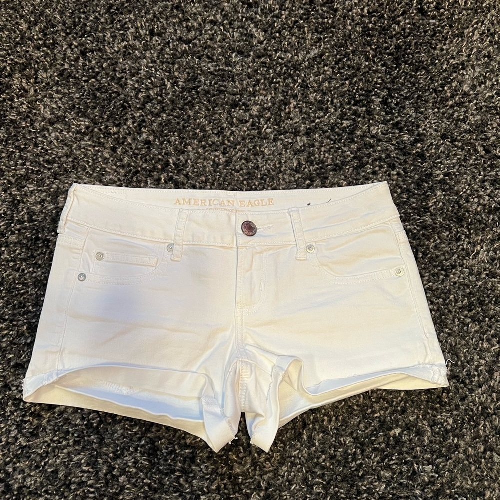 american eagle white shorts